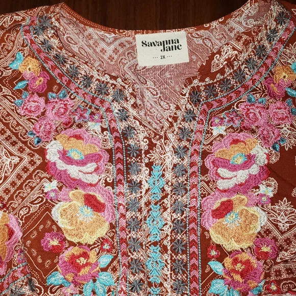 Savanna Jane Embroidered Tunic SZ 2X - Picture 3 of 4